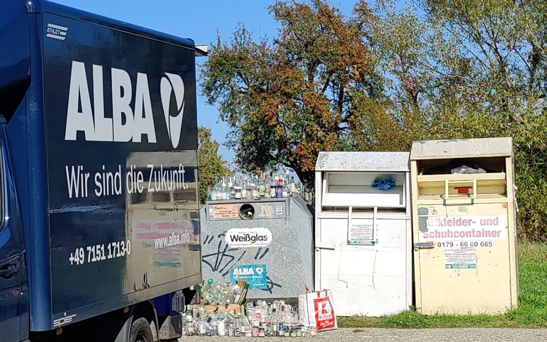 Glascontainer geleert
